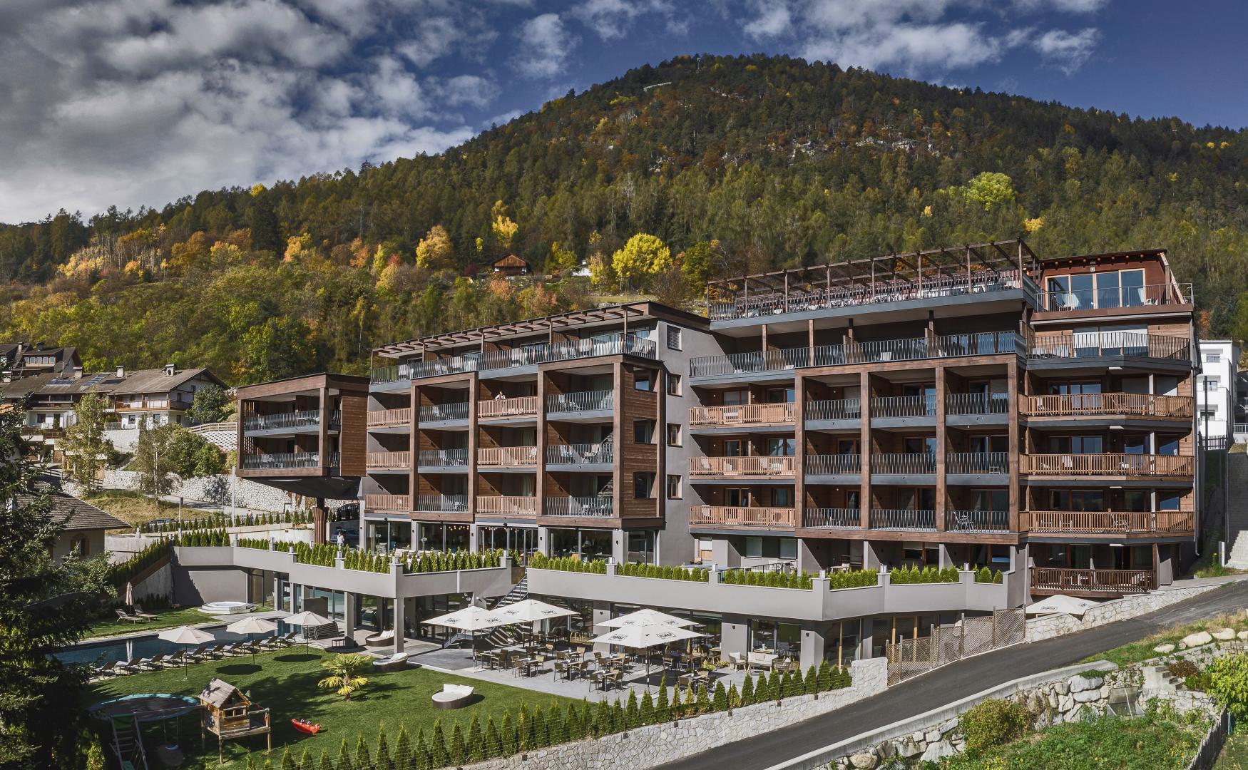 Molaris Lodges