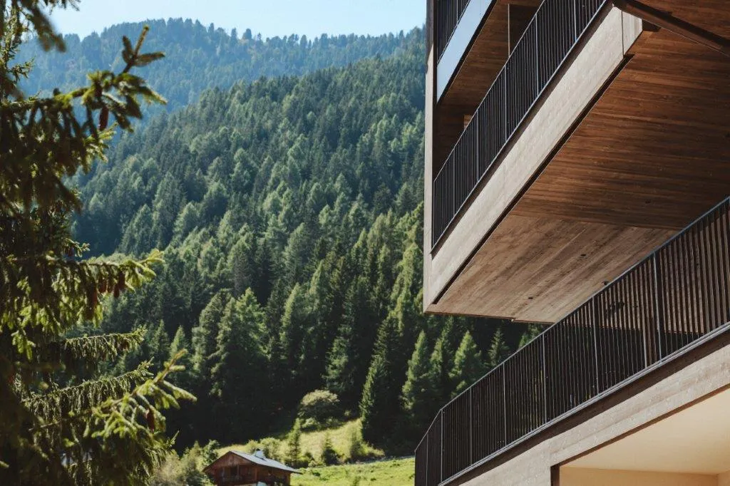 Mea Via The Slow Farm Hotel